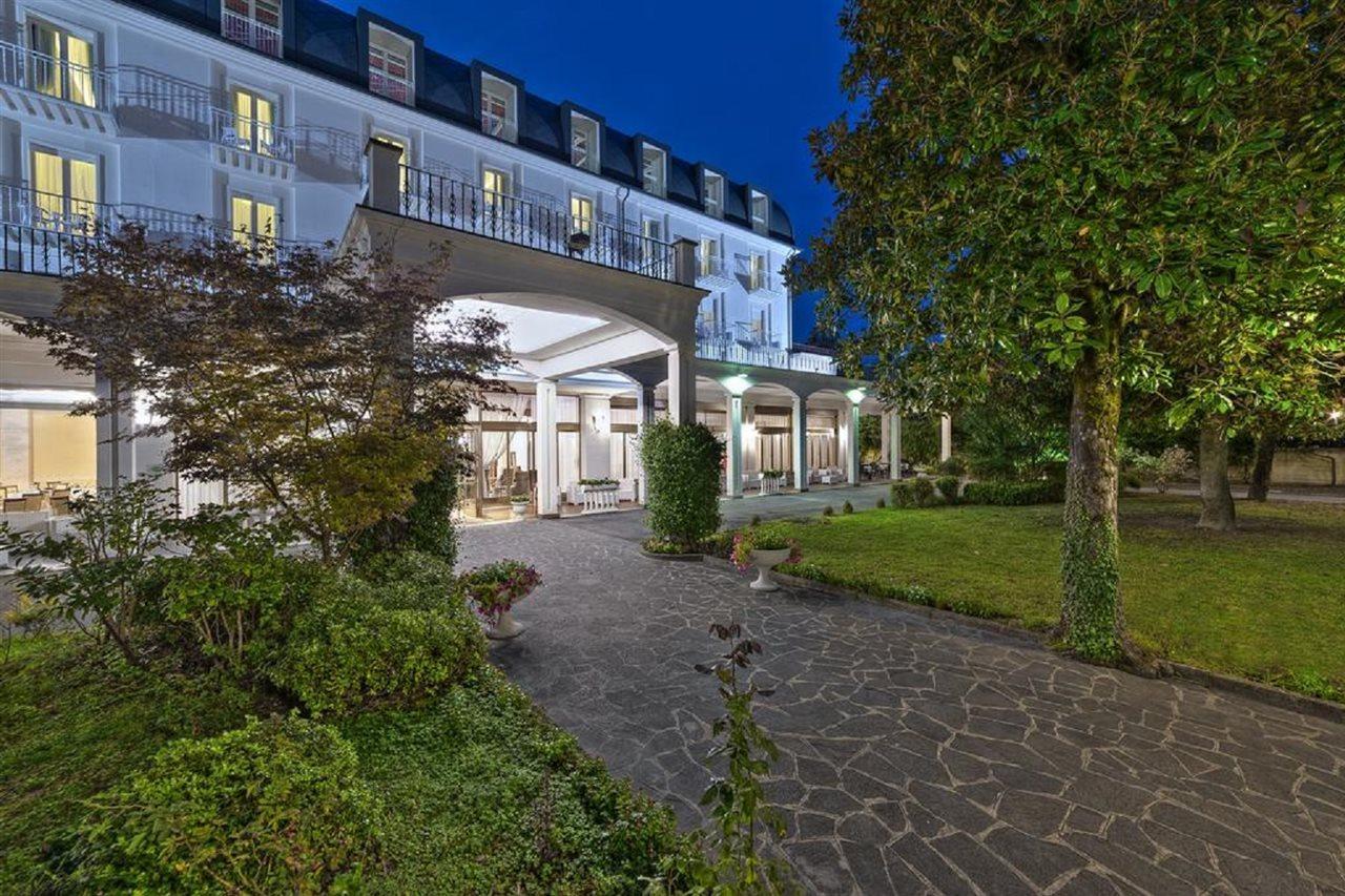 Hotel Excelsior Terme Абано Терме Екстериор снимка