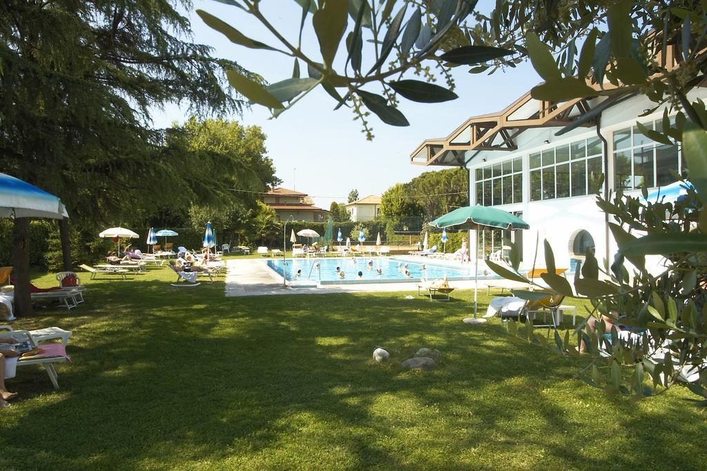 Hotel Excelsior Terme Абано Терме Екстериор снимка