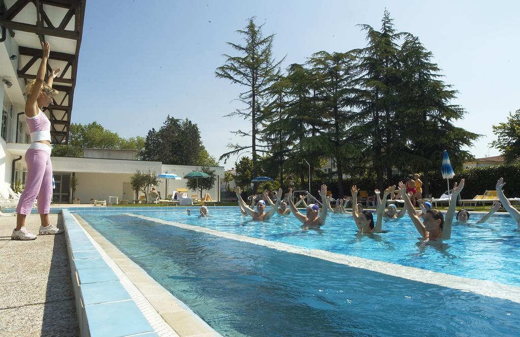 Hotel Excelsior Terme Абано Терме Екстериор снимка