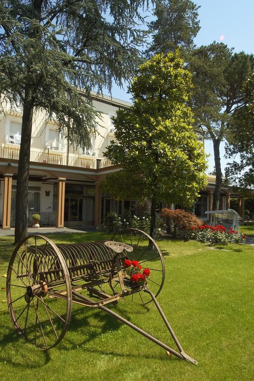 Hotel Excelsior Terme Абано Терме Екстериор снимка